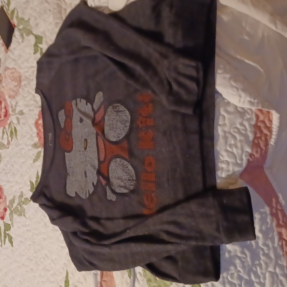 Hello kitty half shirt long sleeves